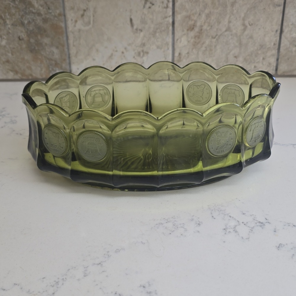 Fostoria Glass Co. COIN Line No.1372 Olive Green Oval Vegetable Bowl